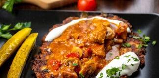 Doskonały placek po węgiersku, czyli pomysł na jesienny obiad